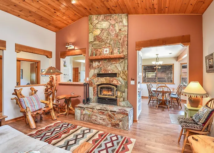 Bunnyland Panoramic Mt. Views Fantastic Backyard Patio Scenic Location In *