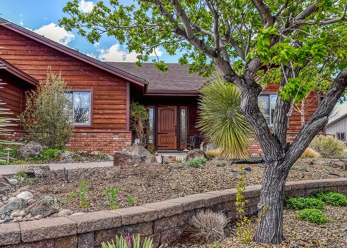 Bunnyland Panoramic Mt. Views Fantastic Backyard Patio Scenic Location In * Flagstaff