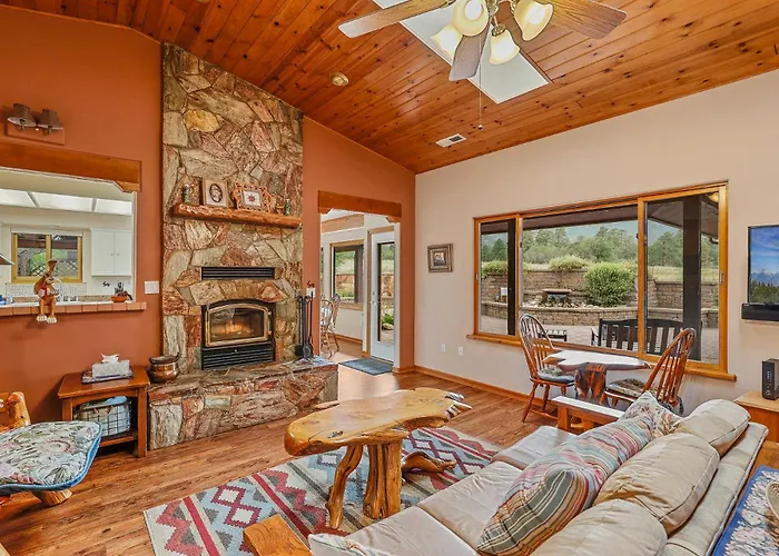 Bunnyland Panoramic Mt. Views Fantastic Backyard Patio Scenic Location In Holiday home