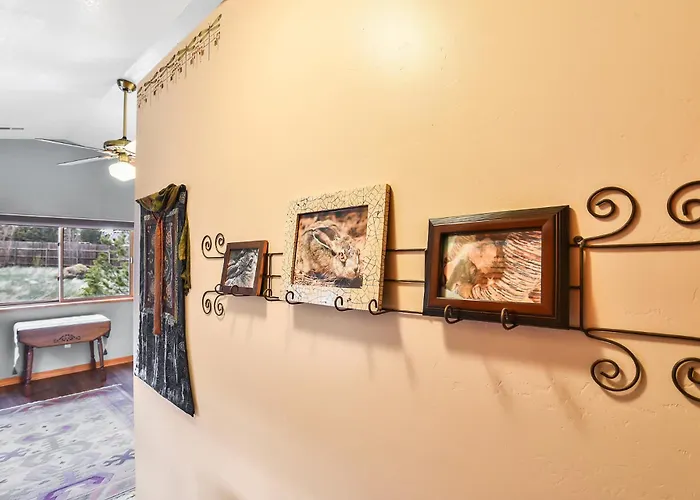 Bunnyland Panoramic Mt. Views Fantastic Backyard Patio Scenic Location In Holiday home