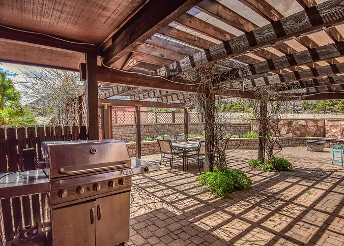 Holiday home Bunnyland Panoramic Mt. Views Fantastic Backyard Patio Scenic Location In Flagstaff