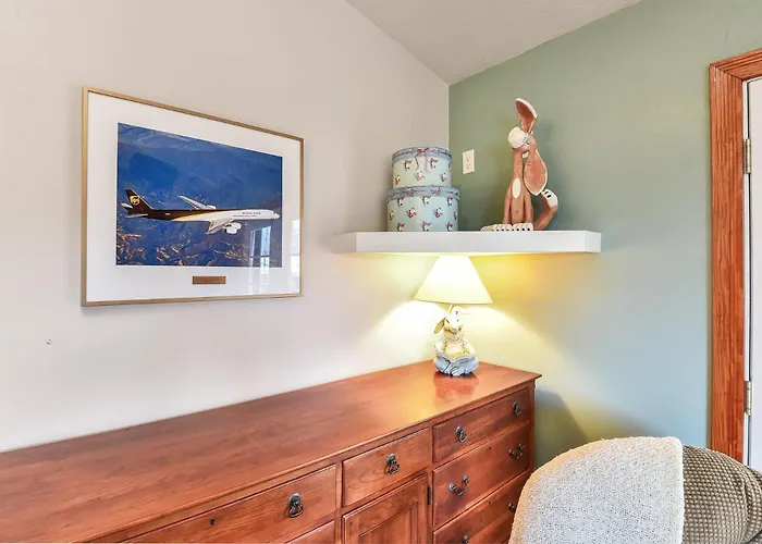 Holiday home Bunnyland Panoramic Mt. Views Fantastic Backyard Patio Scenic Location In